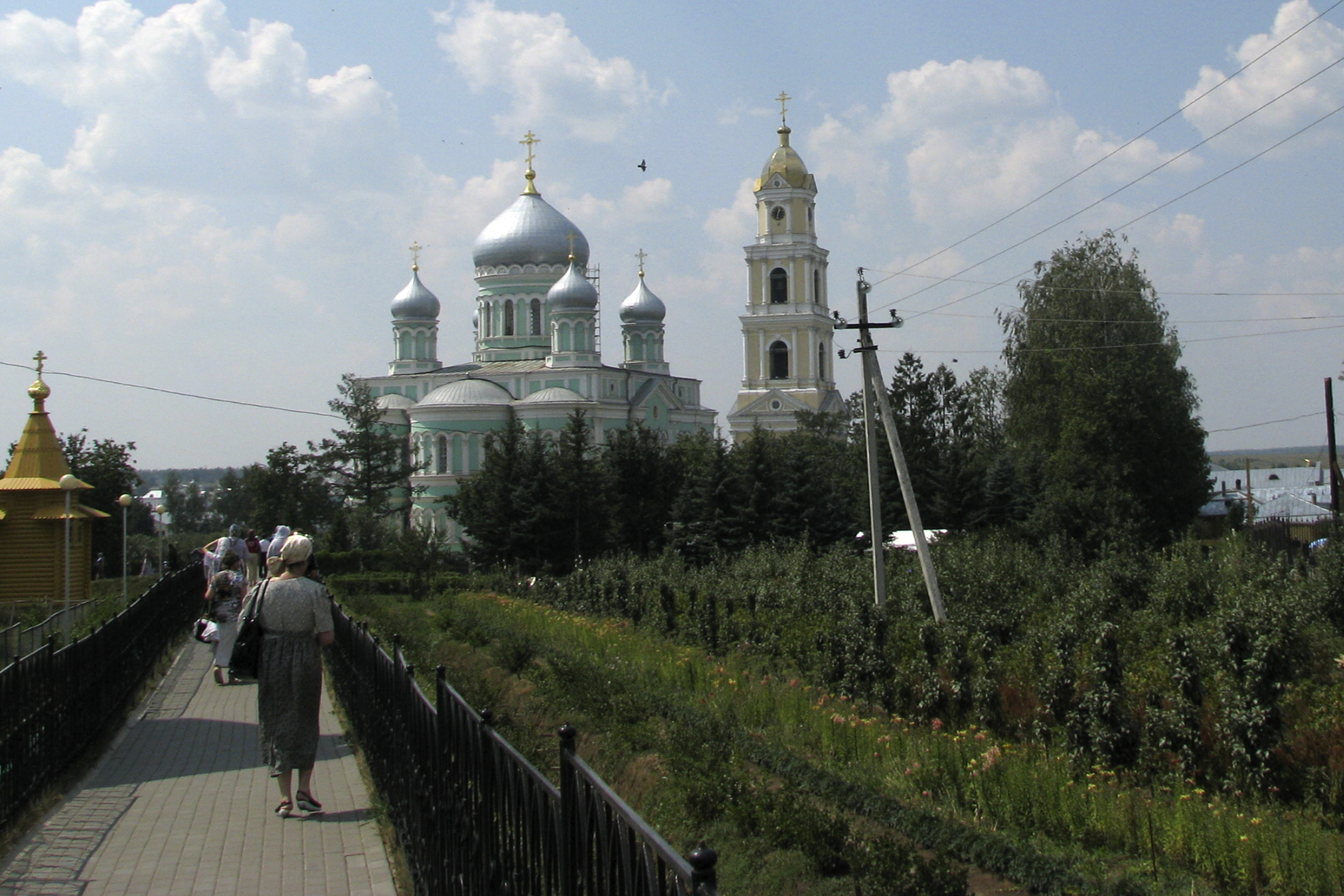 Канавка пресвятой богородицы в дивеево фото